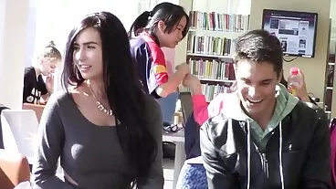 La mamma troia Richelly Ryan prende il video porno moglie zoccola fidanzato della figlia!