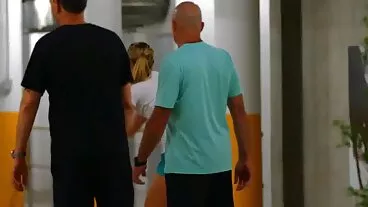 Il marito di Linzee affitta casa mogli disinibite per riprese porno!