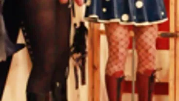 TUSHYRAW 2 Babes RawDogged nel loro Tushy mogli troie in mostra