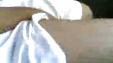 La mamma preda l'ex moglietroiamaritocornuto fidanzato della figlia