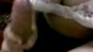 Kinky Kai ha un asso moglie yroia nella manica!