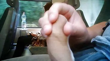 Slender Hipster vuole cambiare troie alla monta Butt Plug 4 Cock