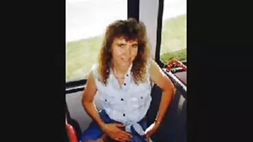 PureMature: la ballerina matura Lauren Phillips moglie yroia si è riempita di sborra su PornHD