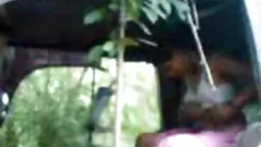 Adolescente video di mogli troie dai capelli rossi si scopa un enorme cazzo nero
