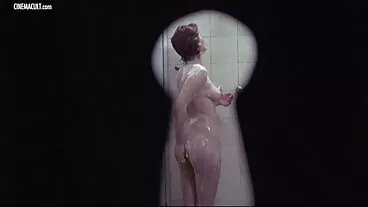 Il marito di Linzee video porno mogli puttane affitta casa per riprese porno!